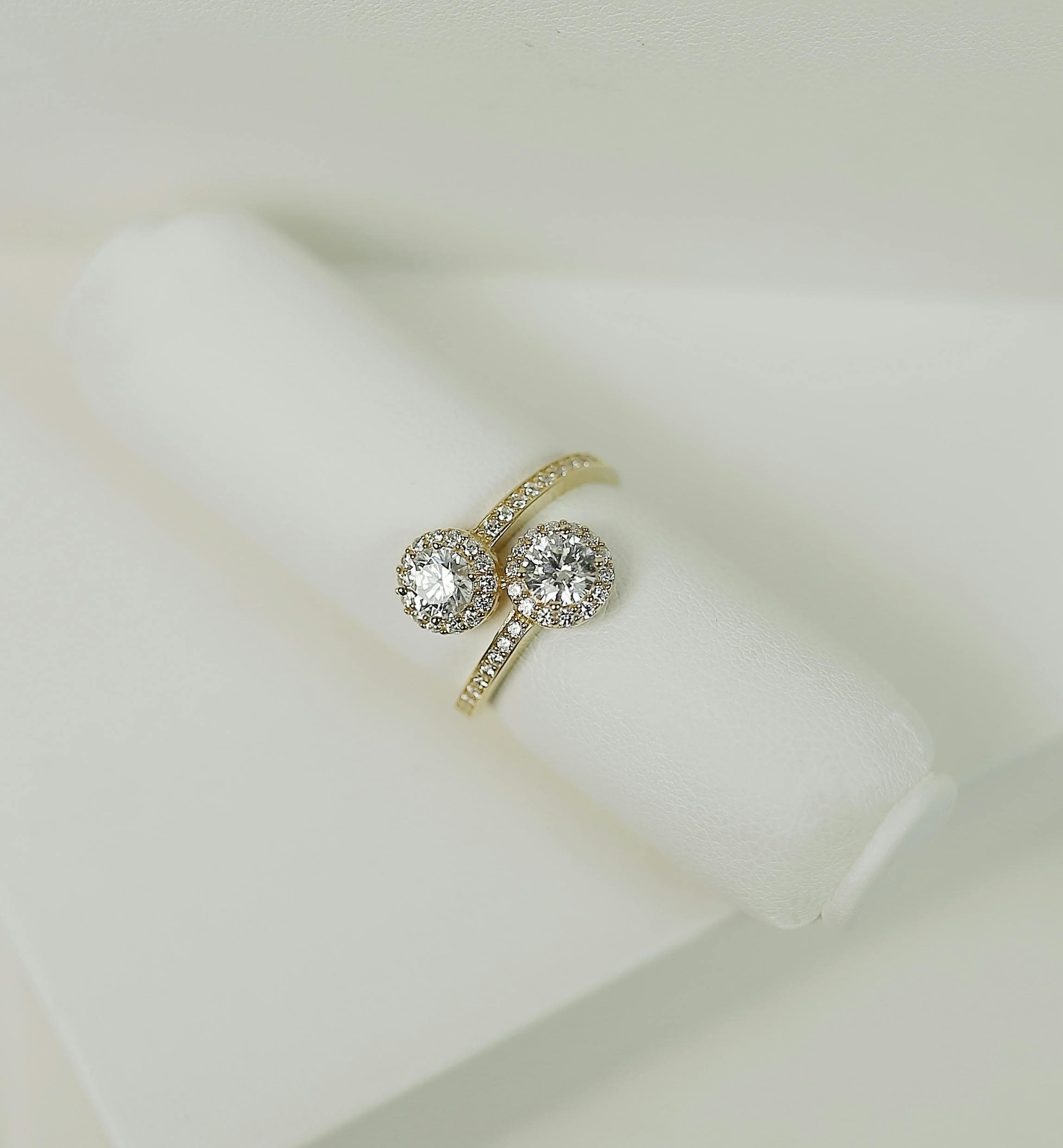 Twin Lumina Diamond Gold Ring
